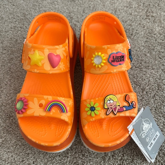 Limited Edition Lizzie McGuire Platform Crocs, W/8 - Picture 3 of 3